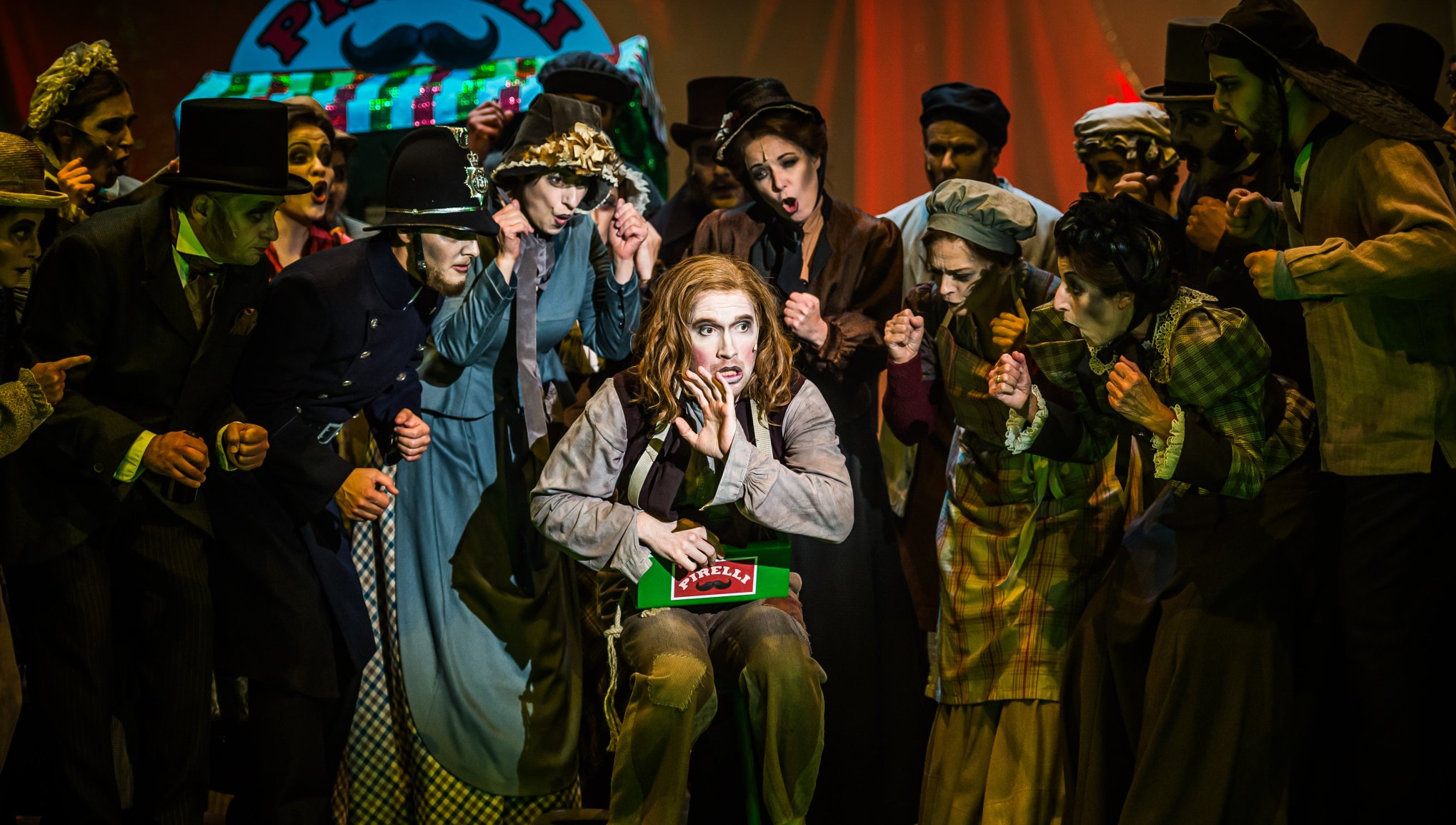 Noah Schaul in Sweeney Todd Szene